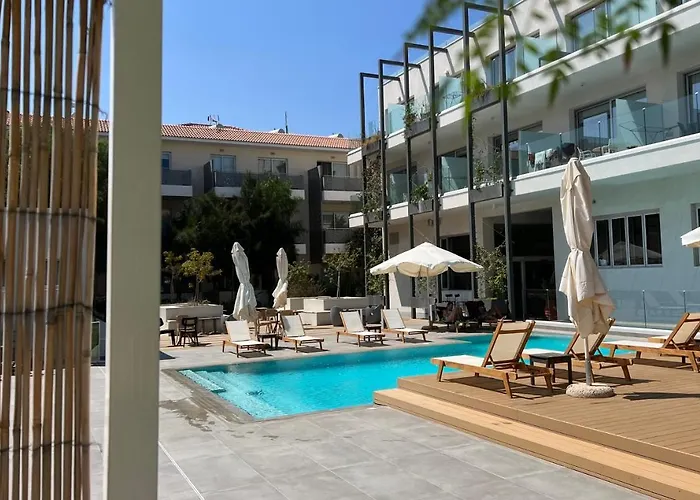 Mythical Sands - Good Vibes פאראלימני