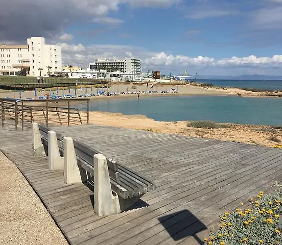 דירה Mythical Sands - Good Vibes פאראלימני